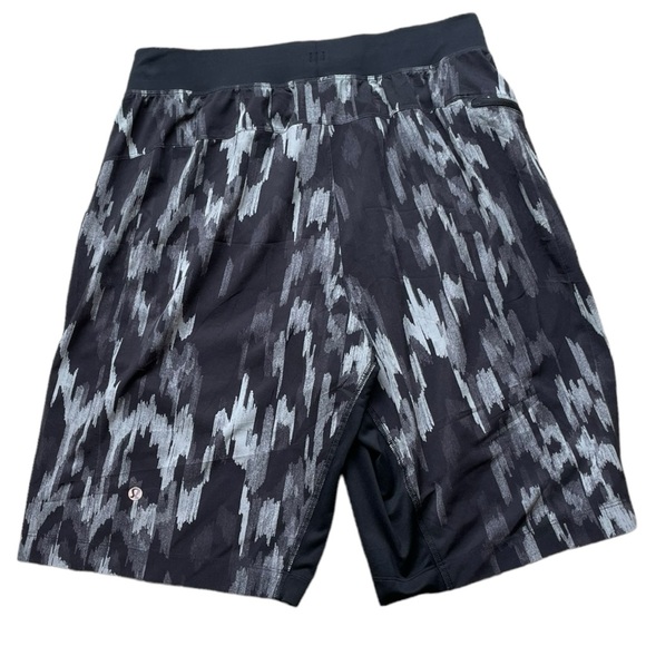 lululemon athletica Other - Lululemon Camo Shorts (M)